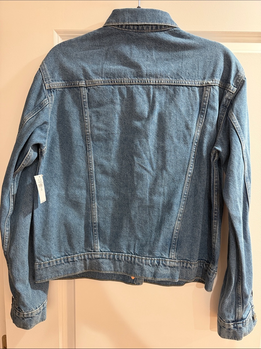 NWT! Old Navy Women's Medium Classic Jean Jacket - Picture 3 of 4